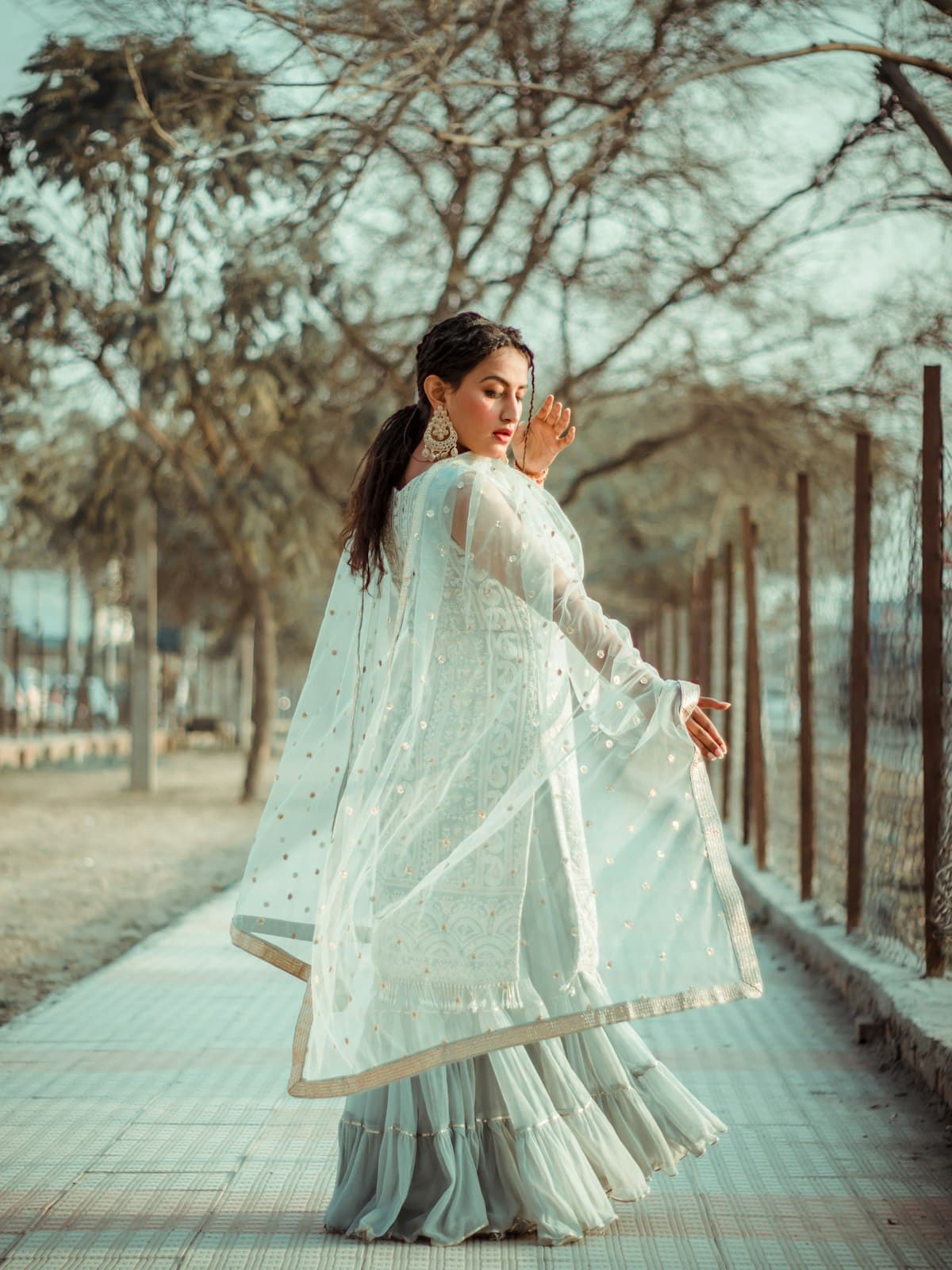 Nakışlı Tül Kaftan Takım — detay